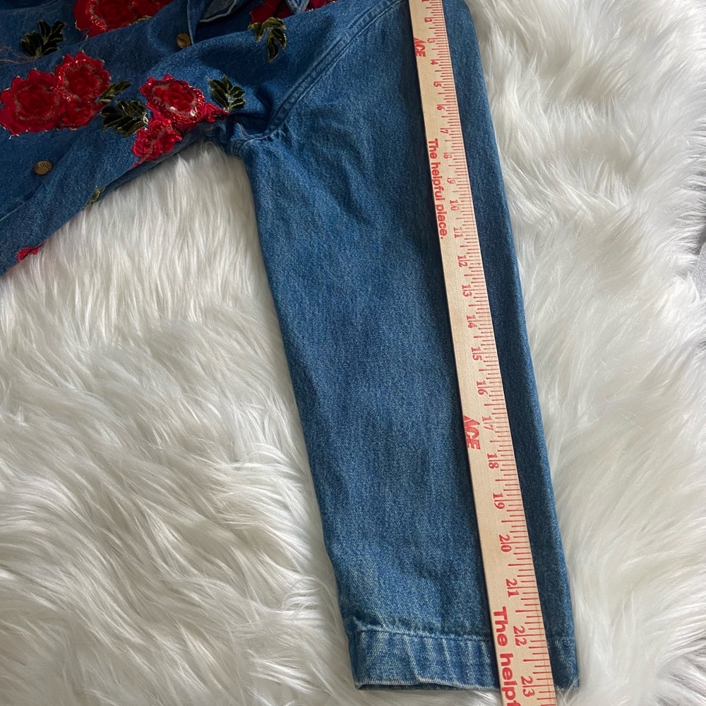 Tantrums Sz S Women’s Blue Denim Jacket with Red Floral Embroidery - Picture 10 of 11